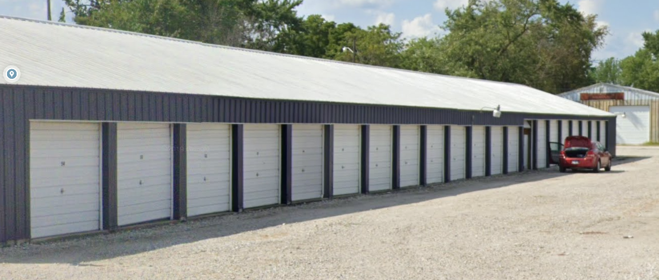 Storage Units 1120 W Jackson St in Sullivan, IL American Way Storage