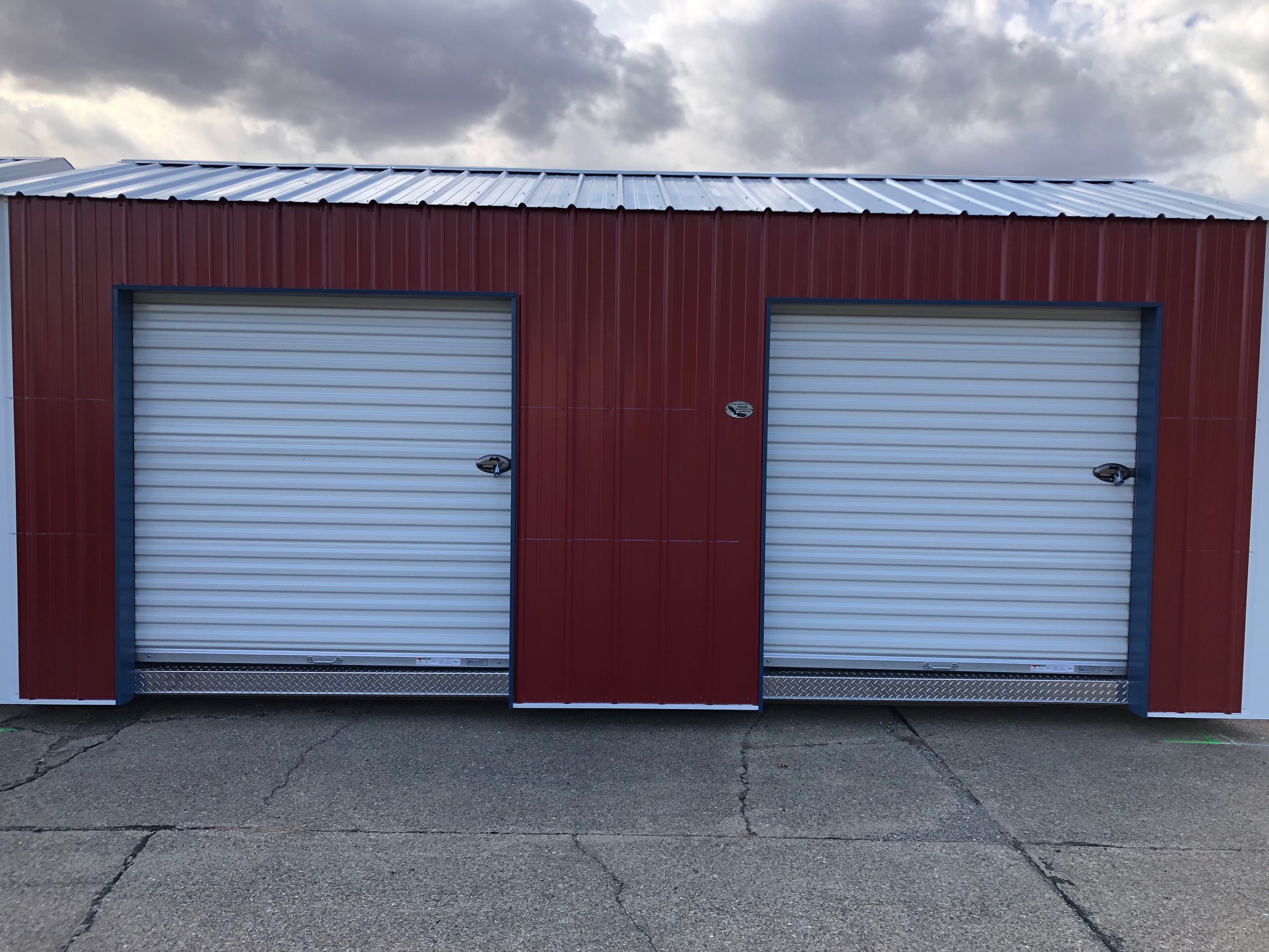 Cheap Storage Units 709 E Jasper St in Paris, IL American Way Storage